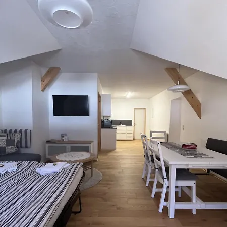 Ferienwohnung Auszeit * Hinterweisspriach